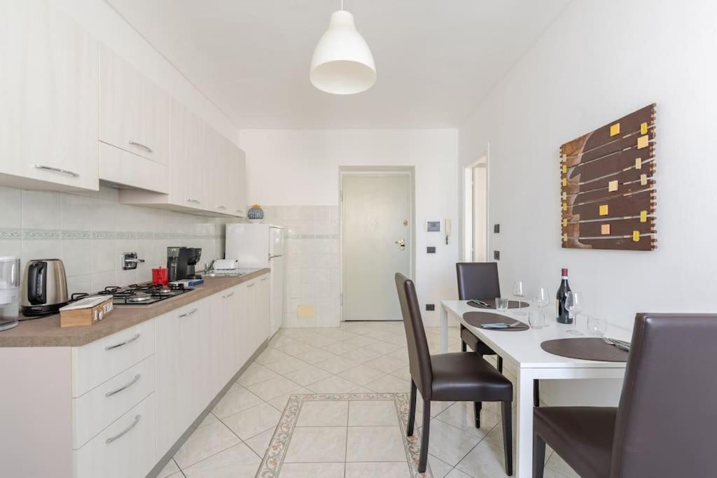 Casa Regina 3, Nel Centro Di Alba! Daire Dış mekan fotoğraf